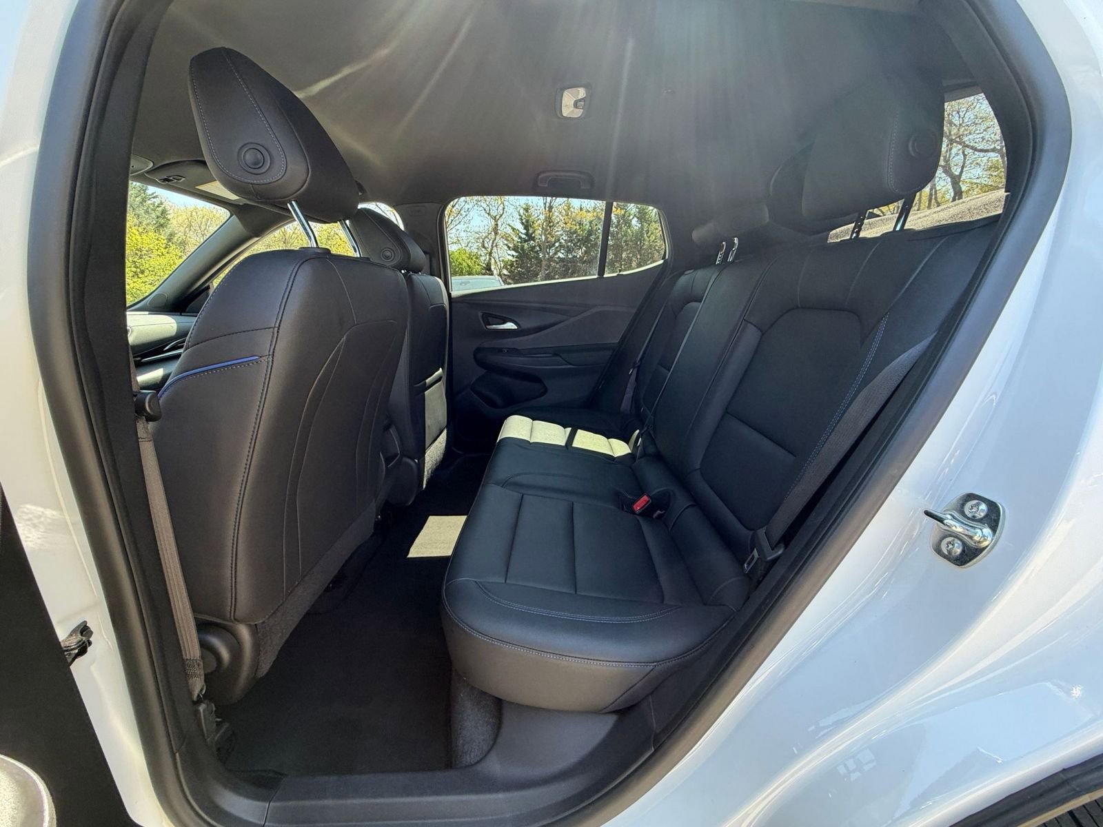 Used 2025 Buick Envista Sport Touring FWD image 24