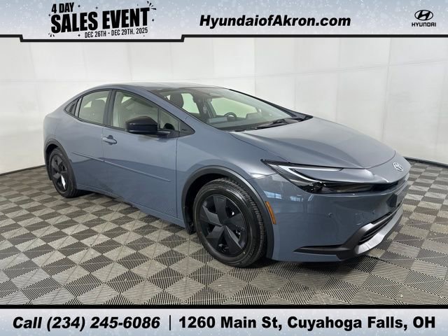 Used 2026 Toyota Prius LE image 1