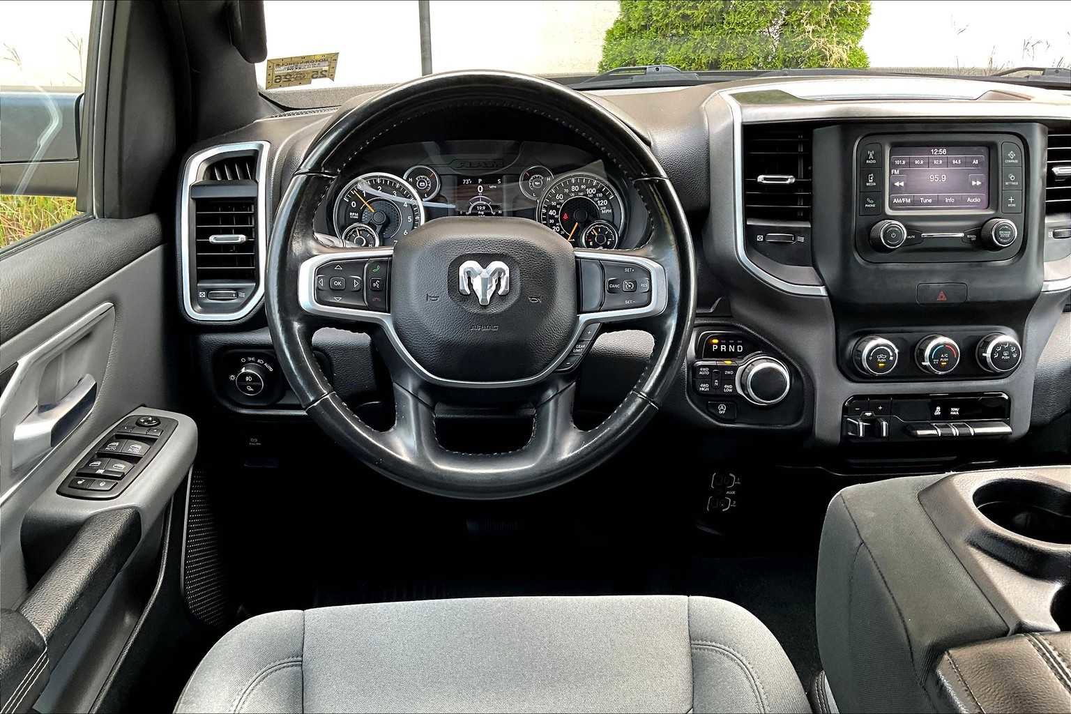 Used 2021 RAM 1500 Big Horn image 9