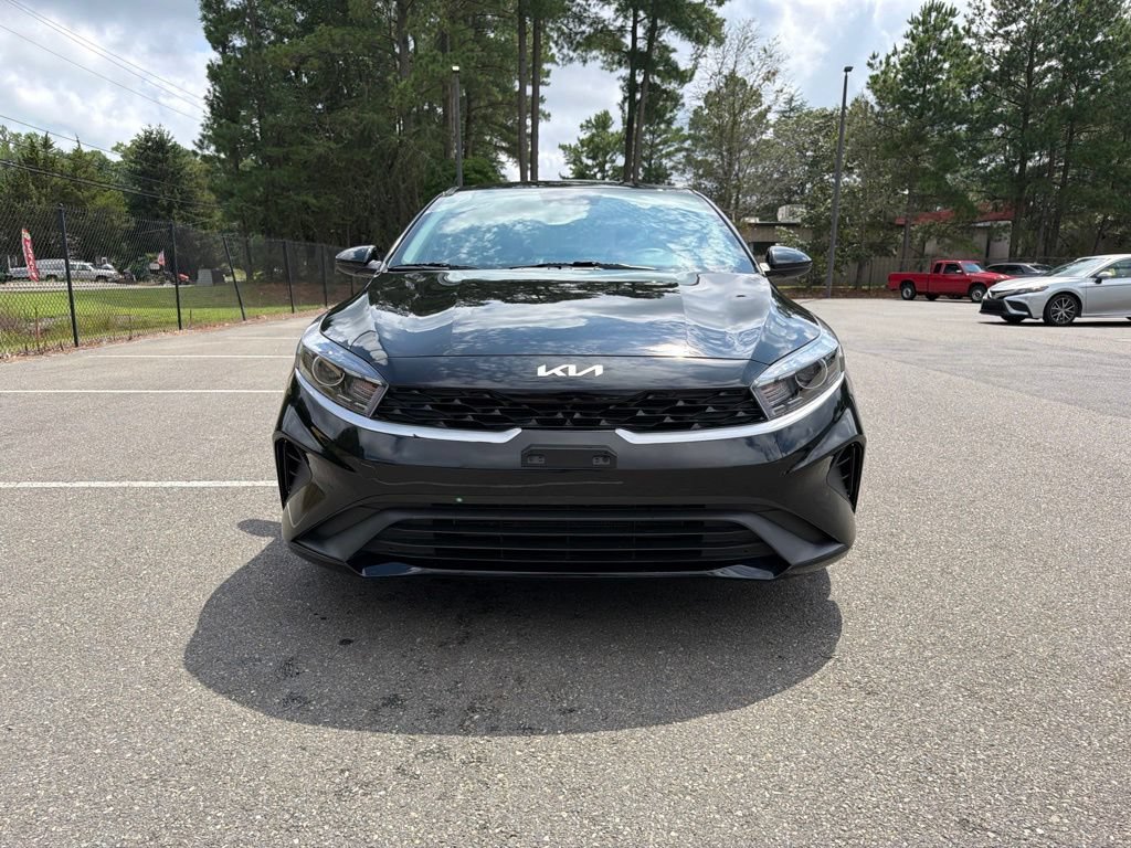 Certified 2024 Kia Forte LXS FWD image 3