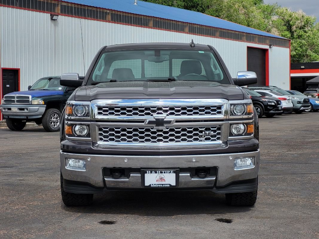 Used 2015 Chevrolet Silverado 1500 LTZ w/ LTZ Plus Package AWD/4WD image 4