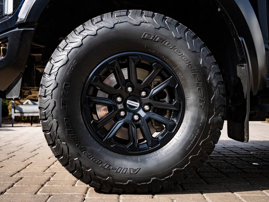 Used 2024 Ford F150 Raptor image 13