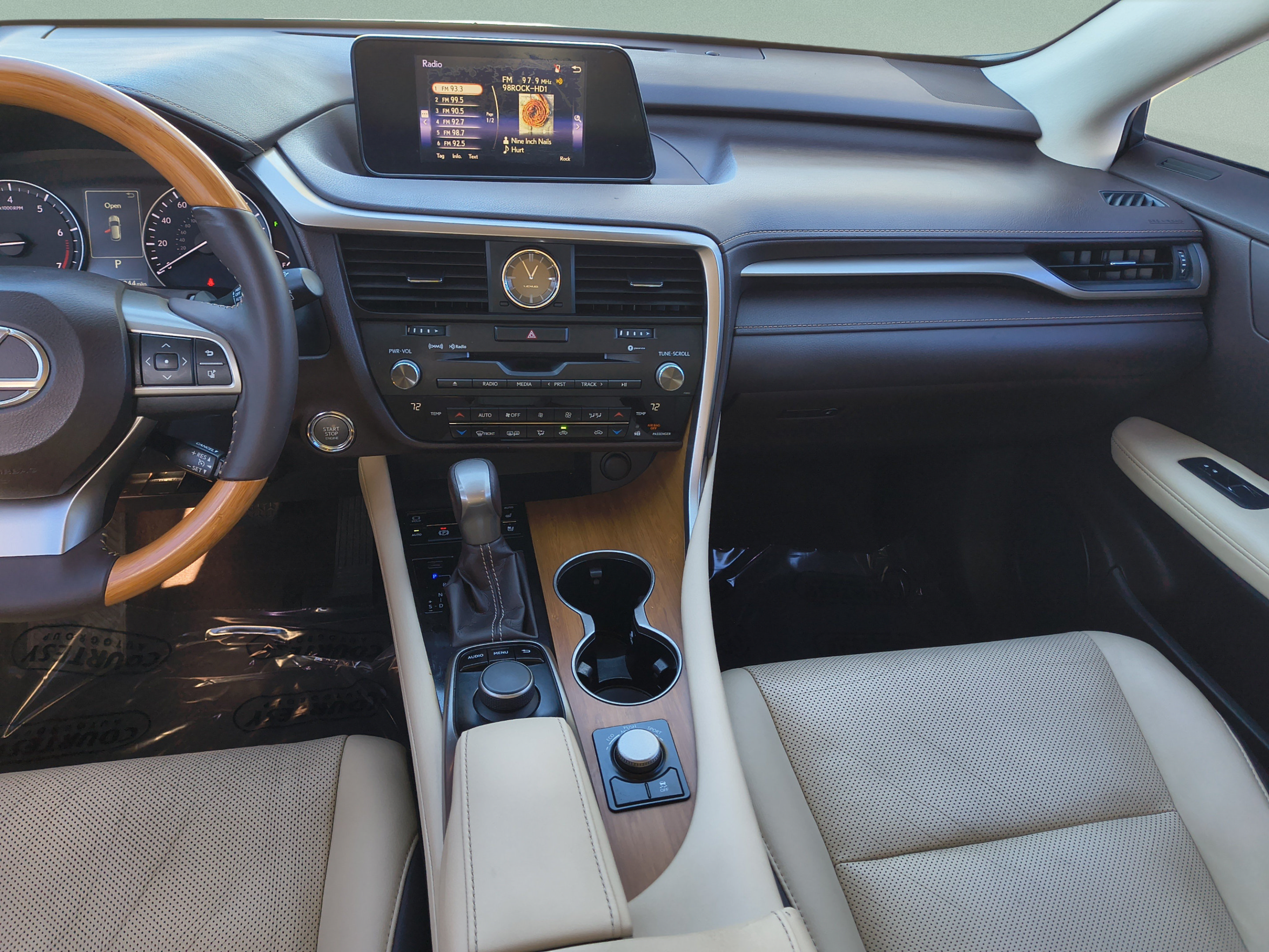 Used 2016 Lexus RX 350 FWD w/ Premium Package image 14