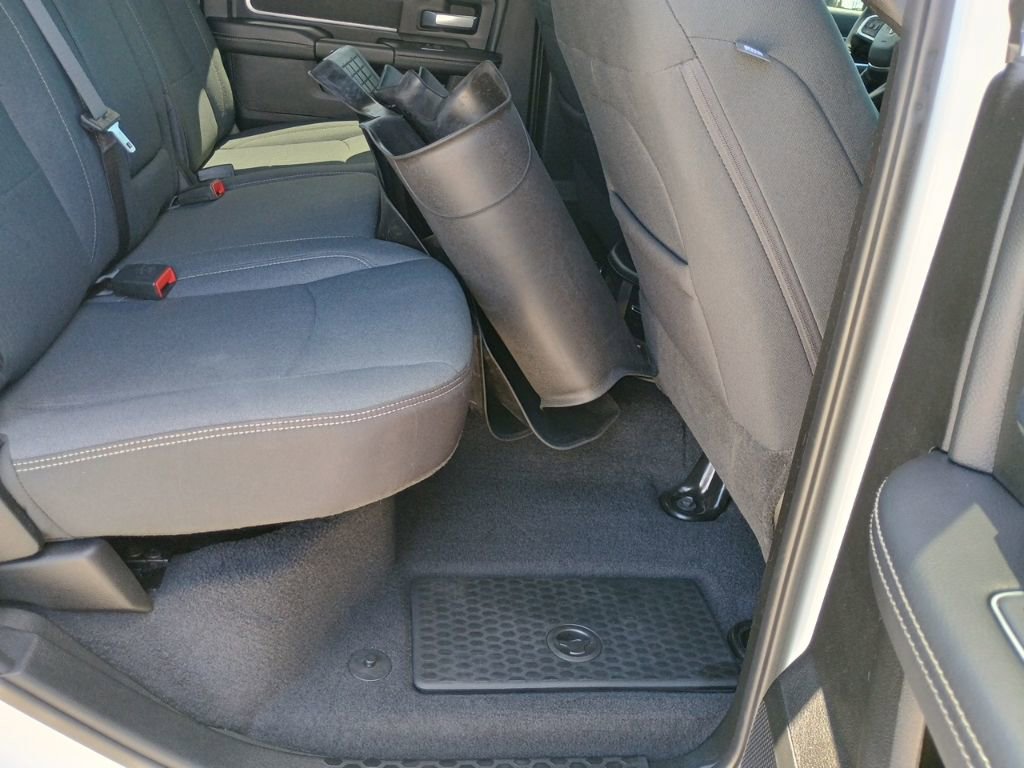 Used 2024 RAM 3500 Big Horn w/ Night Edition image 23