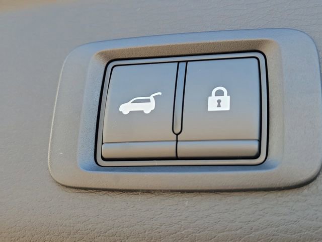 New 2026 Mitsubishi Outlander SE image 12