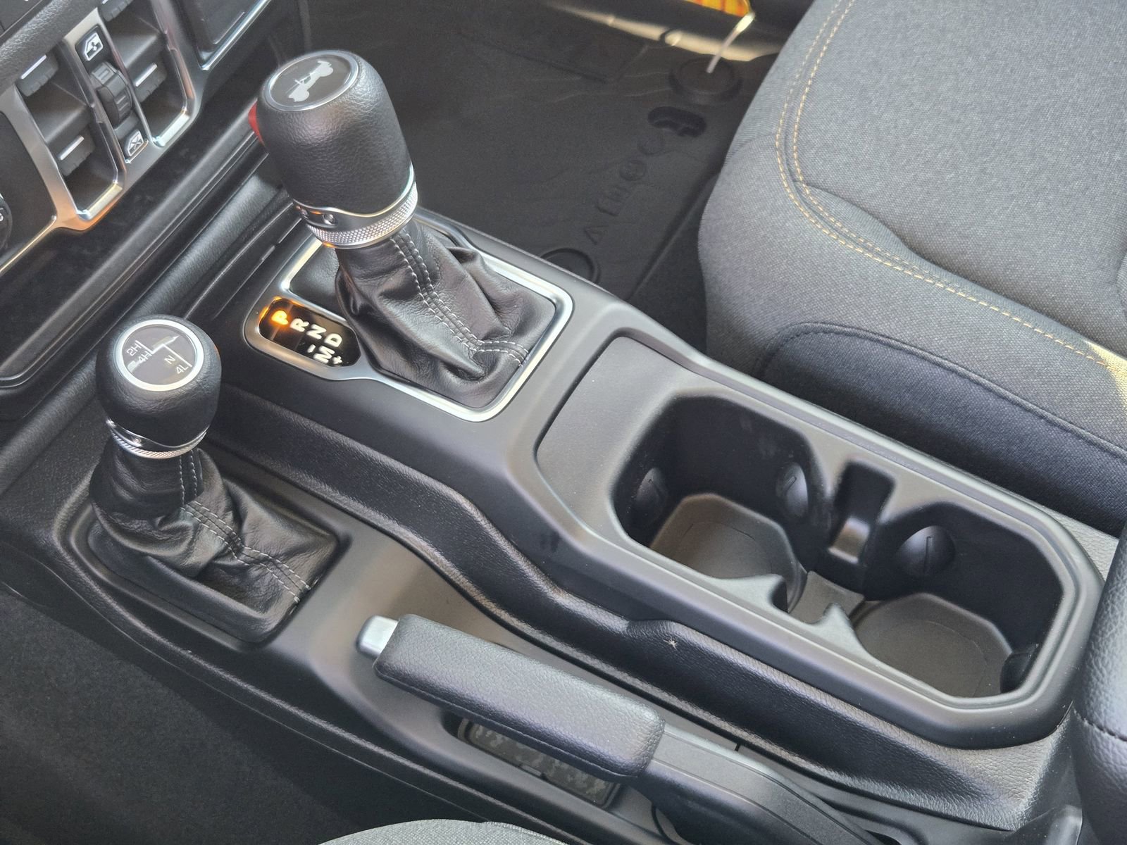 New 2026 Jeep Wrangler Unlimited Sport image 22