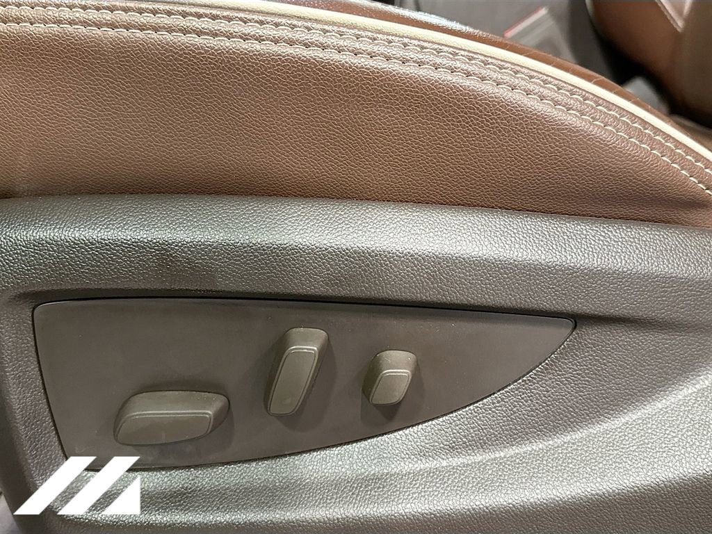 Used 2016 Chevrolet Silverado 1500 High Country w/ High Country Premium Package image 23