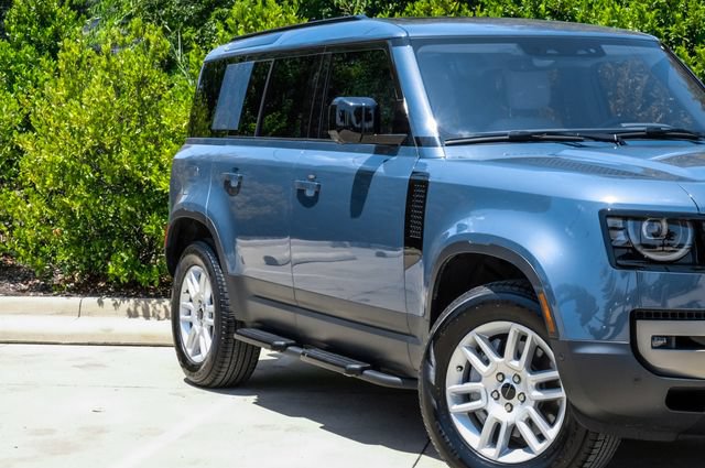 Used 2026 Land Rover Defender 110 S AWD/4WD image 8