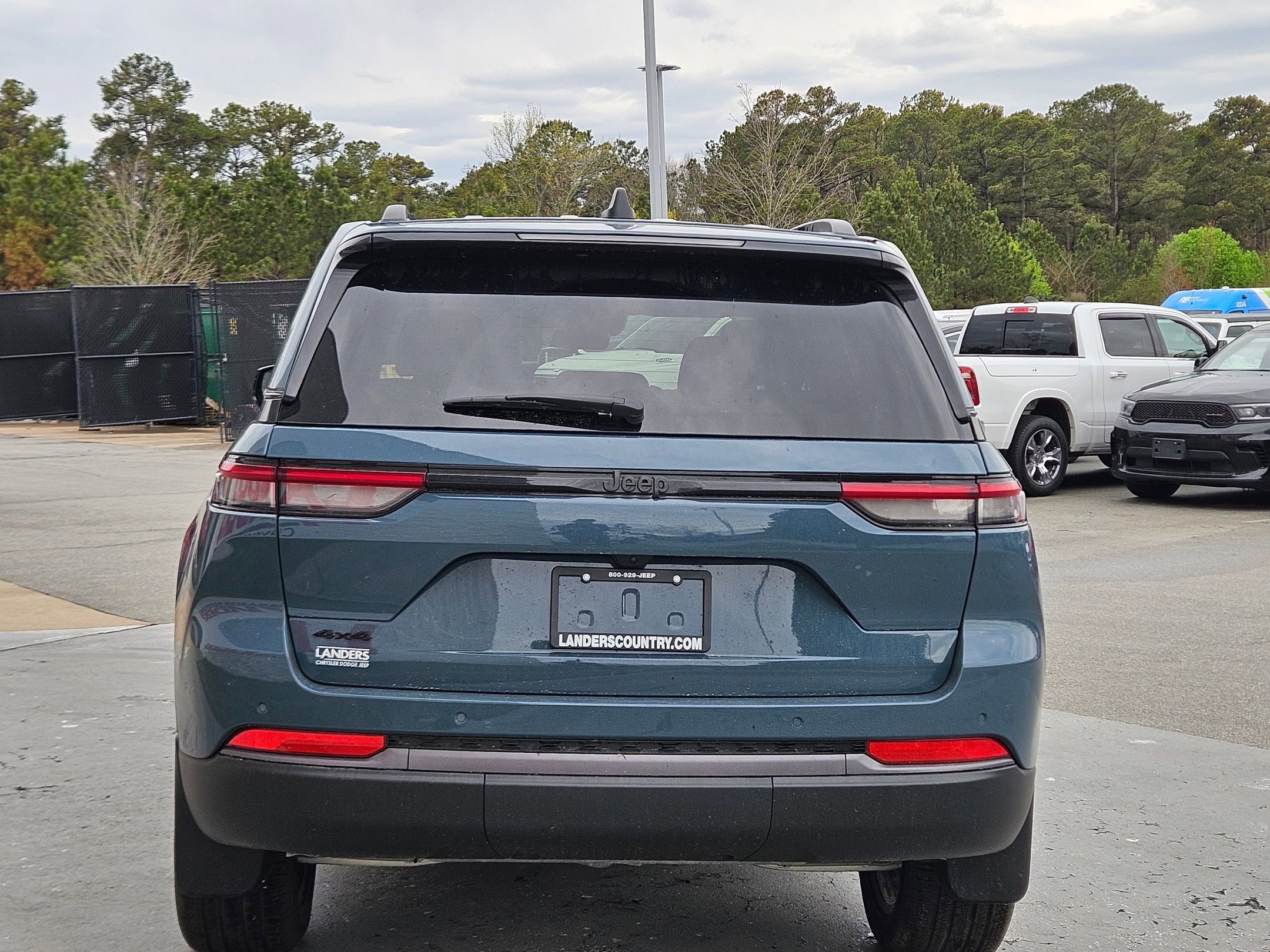 New 2026 Jeep Grand Cherokee Limited w/ Limited Altitude Package image 6