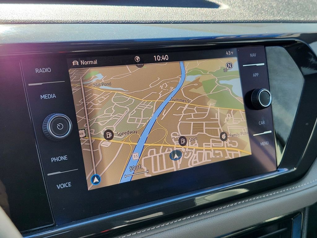 Used 2022 Volkswagen Taos SEL image 18