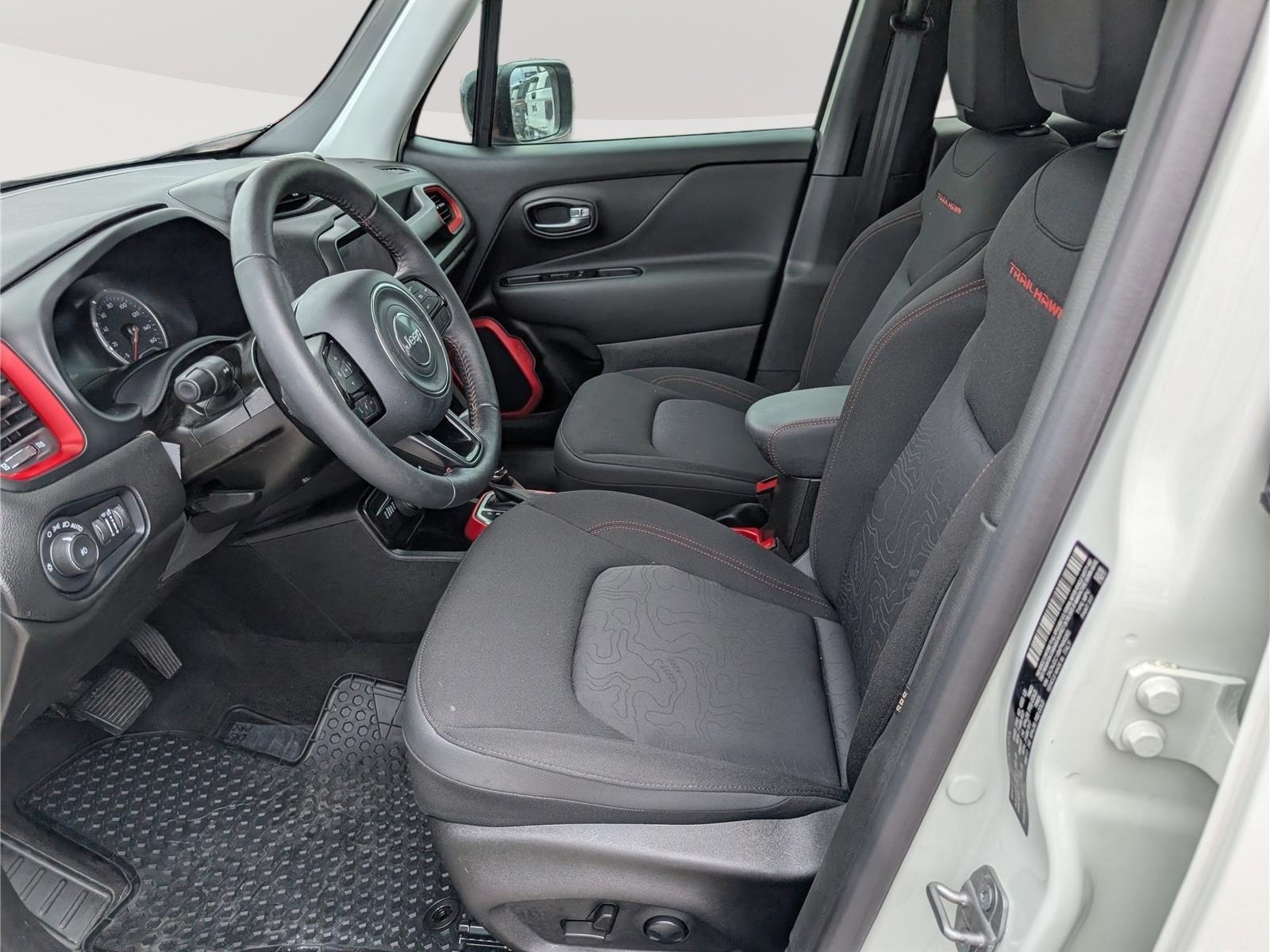 Used 2022 Jeep Renegade Trailhawk w/ Sun/Sound Group AWD/4WD image 15