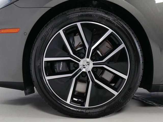 New 2025 Porsche Panamera 4 image 34