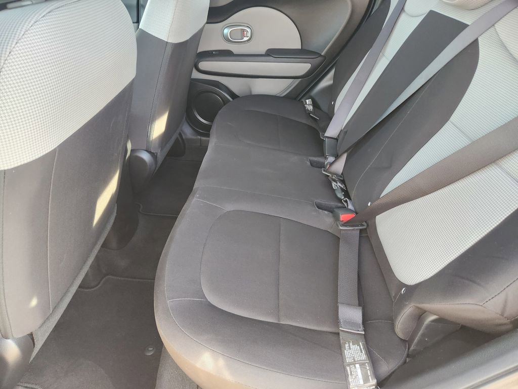 Used 2019 Kia Soul Base w/ Convenience Package image 35