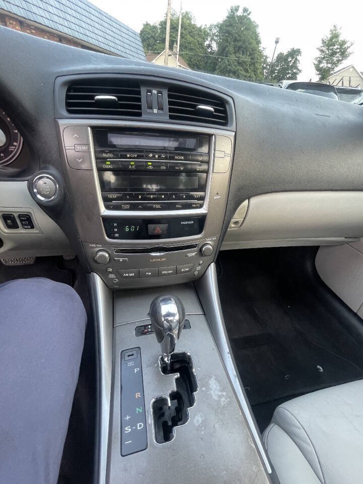 Used 2009 Lexus IS 250 AWD w/ Preferred Accessory Pkg image 23