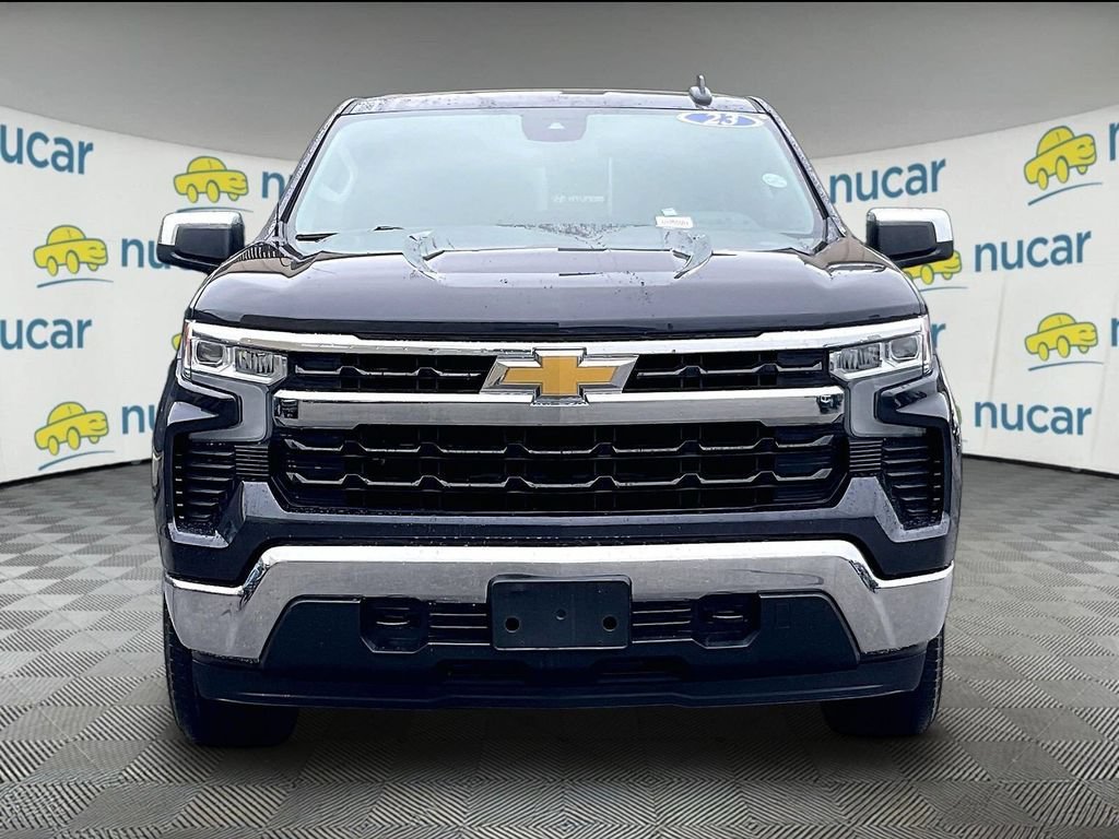 Used 2023 Chevrolet Silverado 1500 LT AWD/4WD image 2