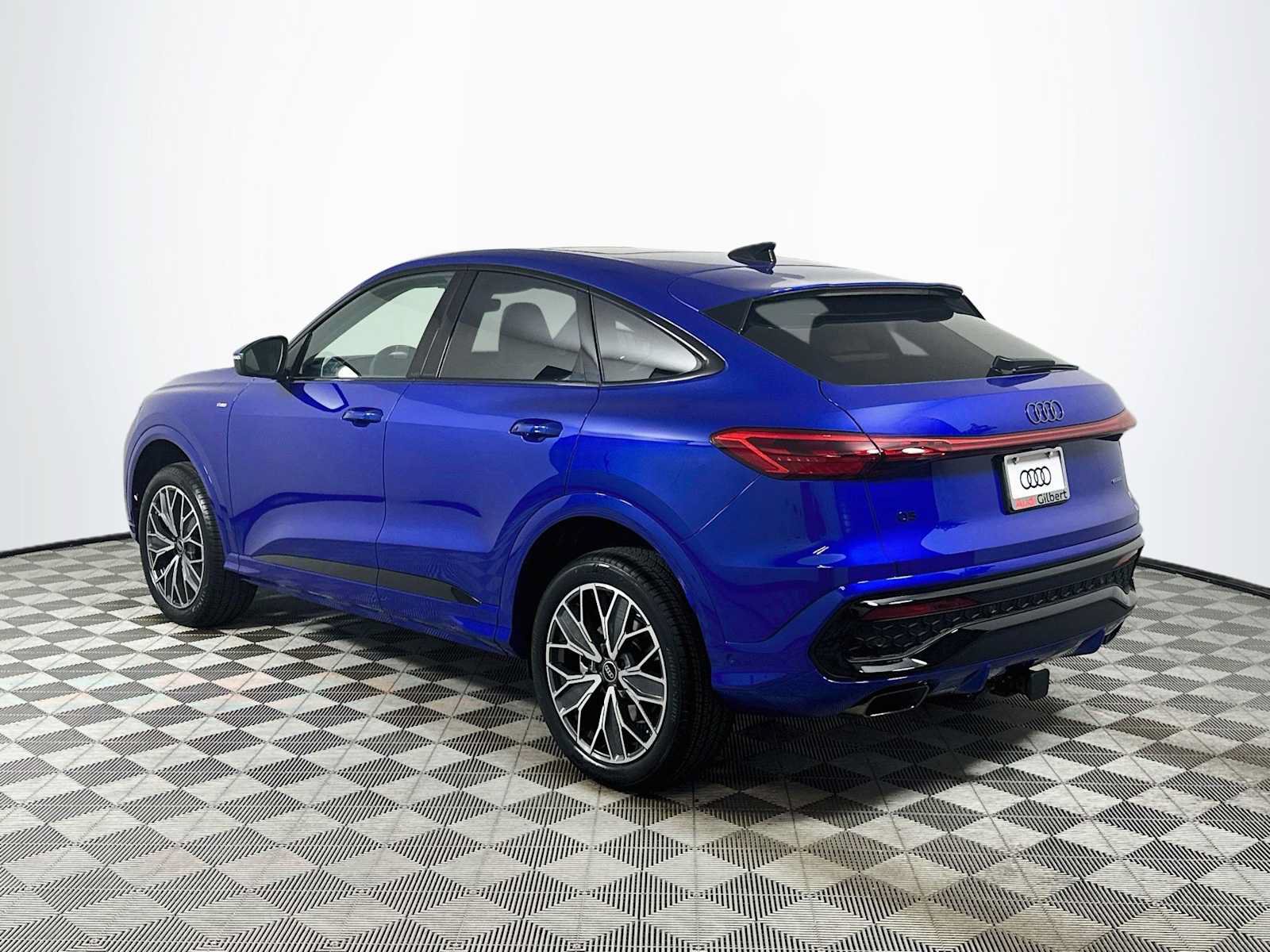 New 2026 Audi Q5 Premium Plus AWD/4WD image 5