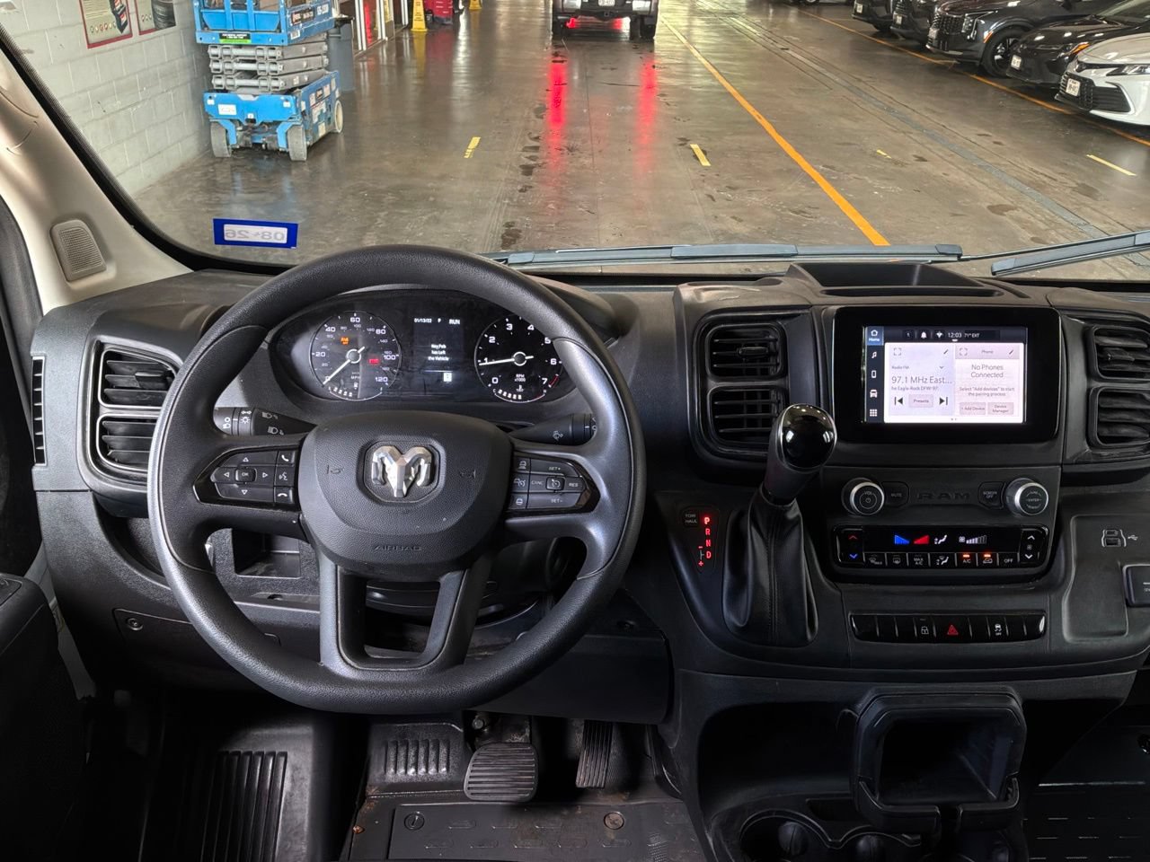 Used 2026 RAM ProMaster 2500 w/ Convenience Group FWD image 13