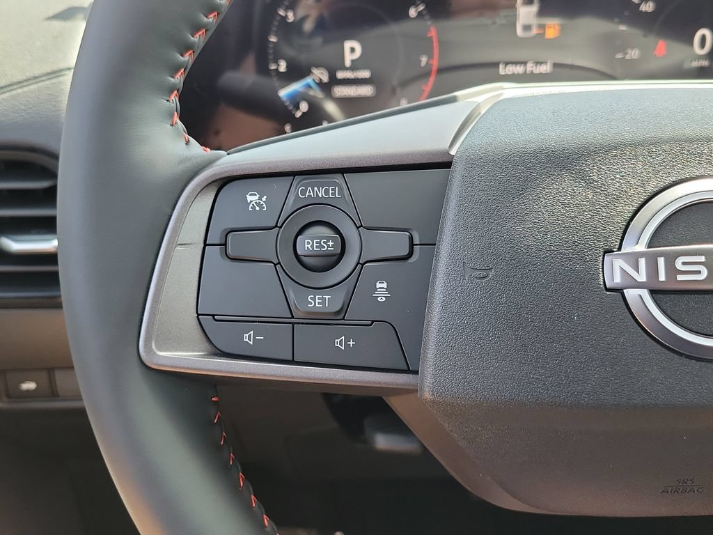 New 2026 Nissan Sentra SR w/ Floor Mat Package FWD image 8