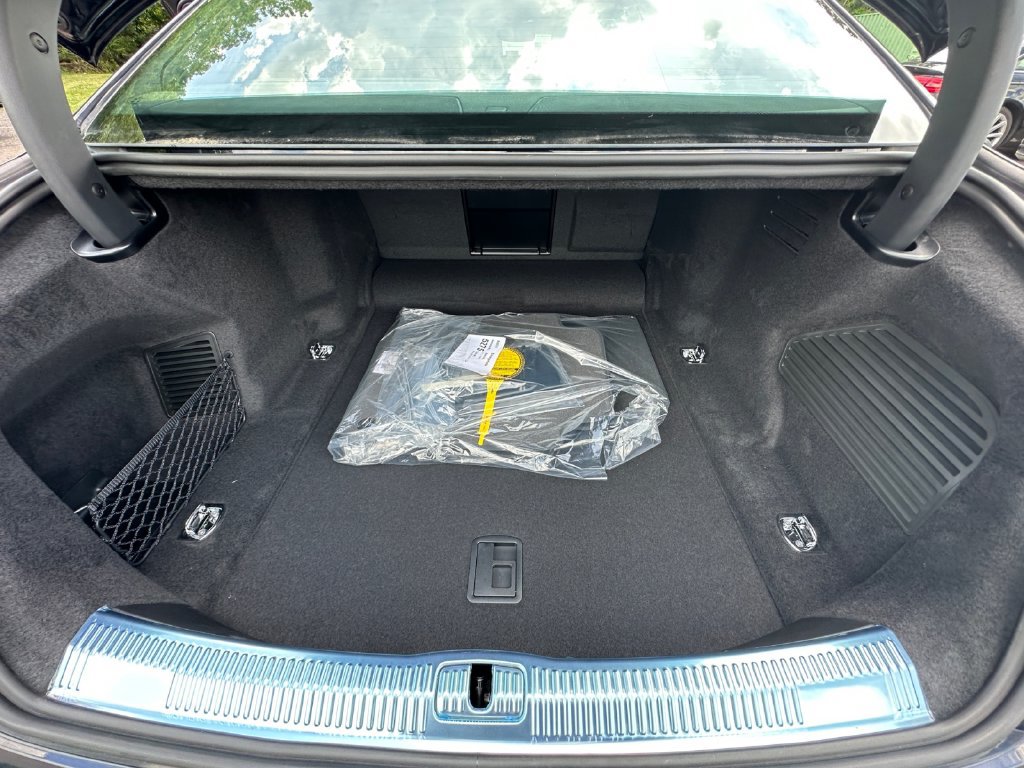 New 2026 Audi A8 L 3.0T AWD/4WD image 27
