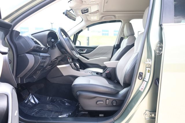 Used 2020 Subaru Forester Limited w/ Popular Package #3 AWD/4WD image 11