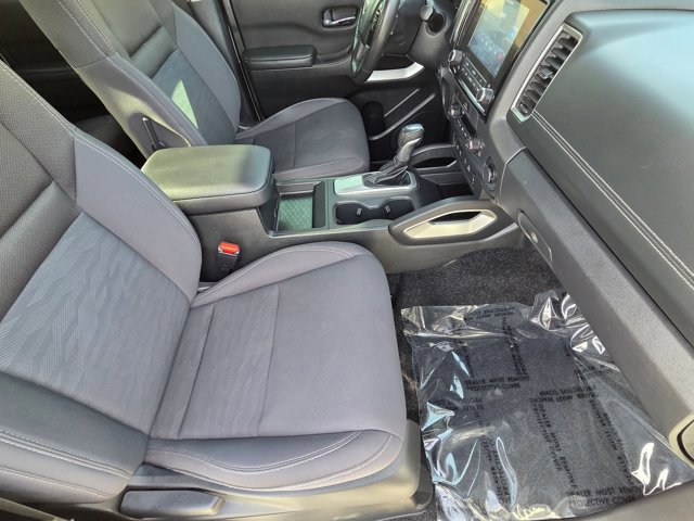 Used 2023 Nissan Frontier SV w/ SV Convenience Package image 19