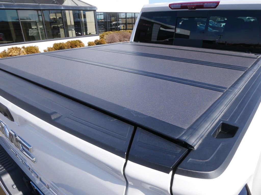 Used 2024 GMC Sierra 1500 Denali Ultimate AWD/4WD image 9