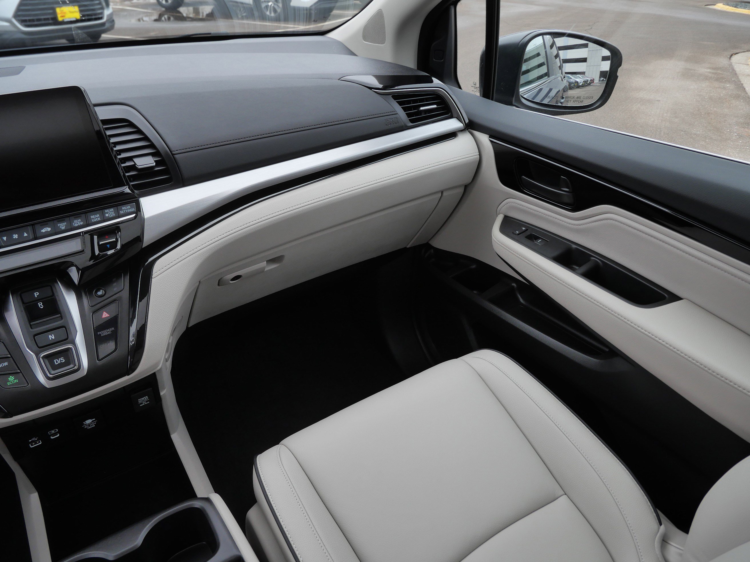Used 2026 Honda Odyssey Touring image 11