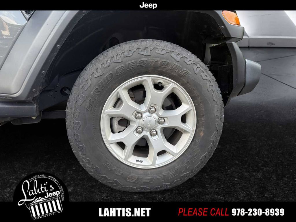 Used 2021 Jeep Wrangler Unlimited Islander image 9