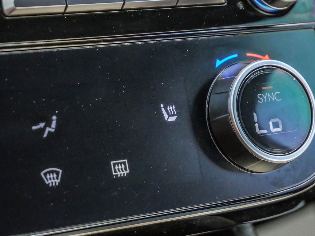 Used 2025 Hyundai Santa Cruz SEL image 32