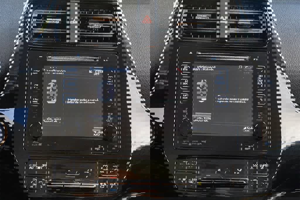 Used 2016 Toyota Prius Four Touring image 14