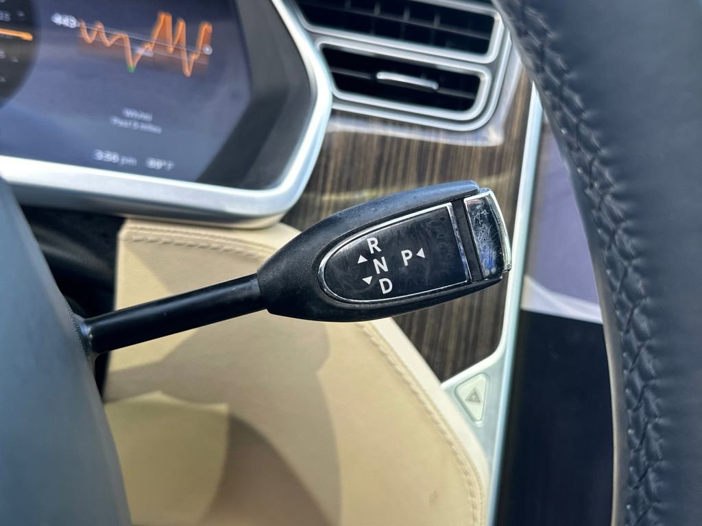 Used 2013 Tesla Model S image 21