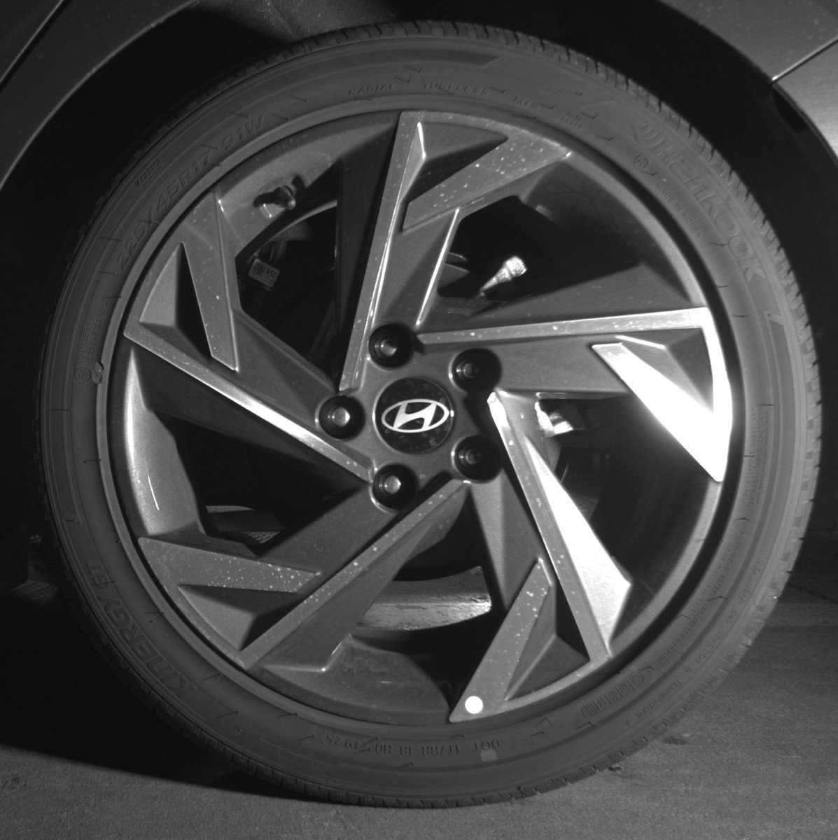 Used 2025 Hyundai Elantra SEL FWD image 14