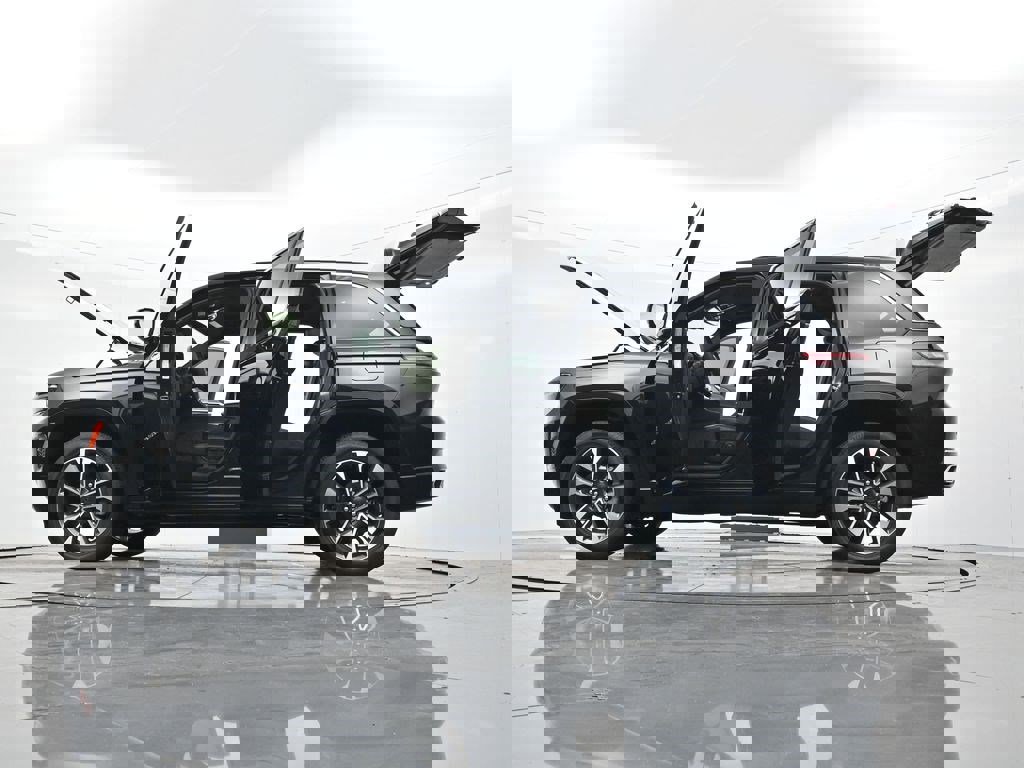 Used 2023 Jeep Grand Cherokee Overland image 40