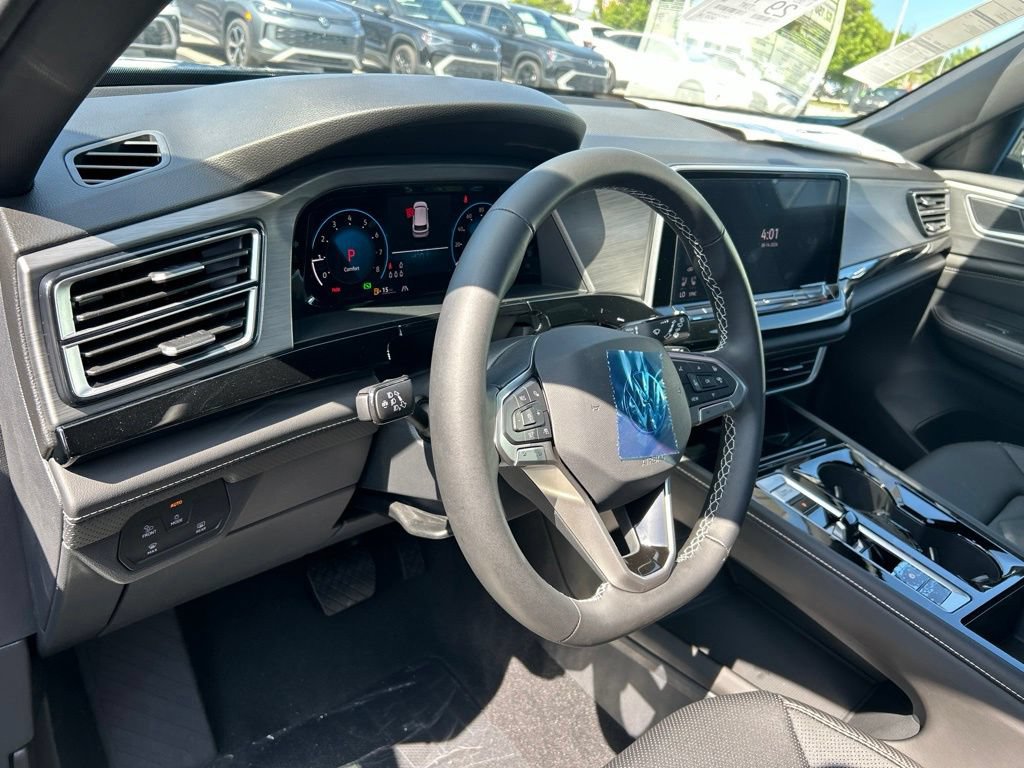 New 2026 Volkswagen Atlas Cross Sport SE FWD image 23