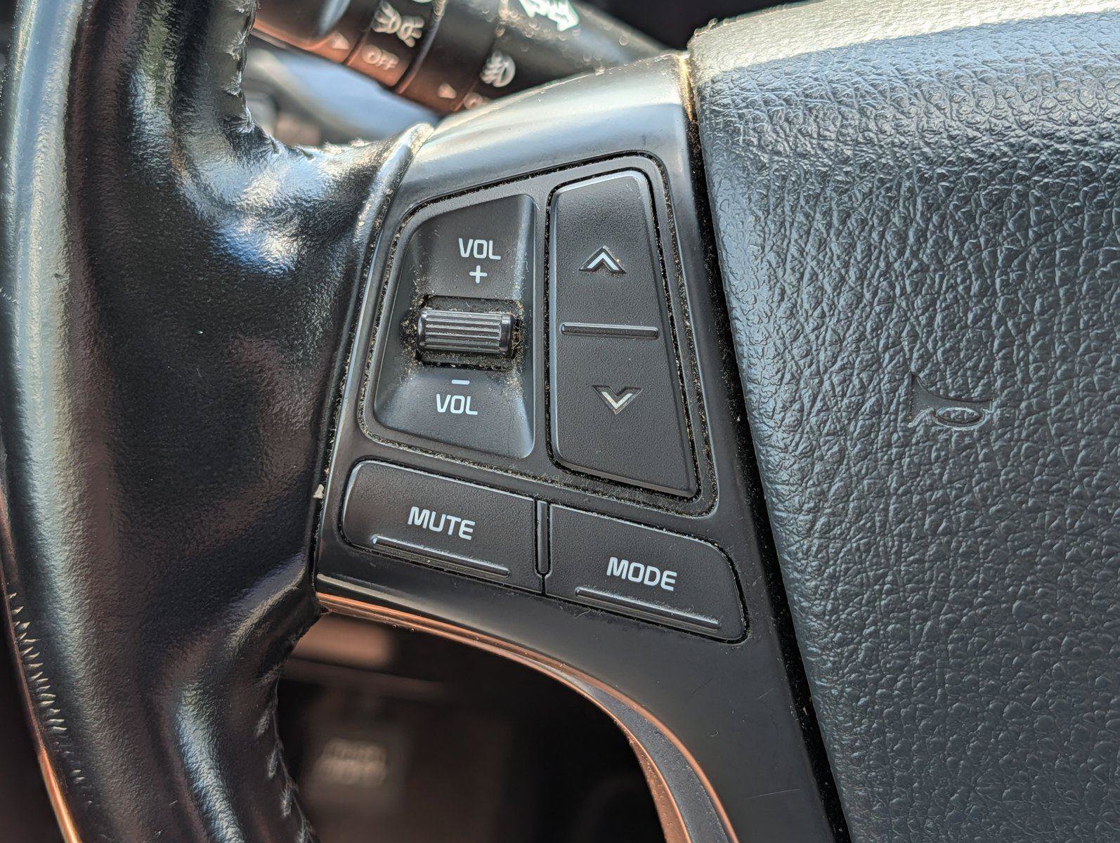 Used 2014 Kia Sorento LX FWD image 24