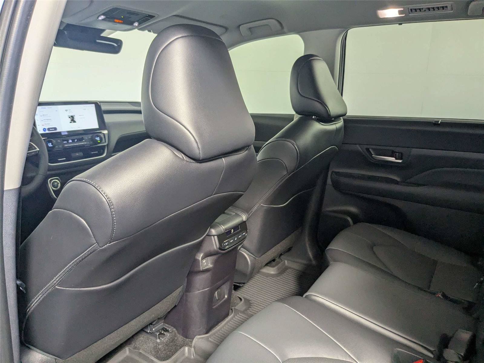 Certified 2025 Toyota Grand Highlander AWD Hybrid image 36