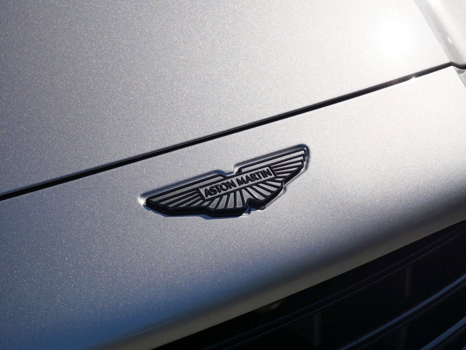 New 2026 Aston Martin DBX S image 13