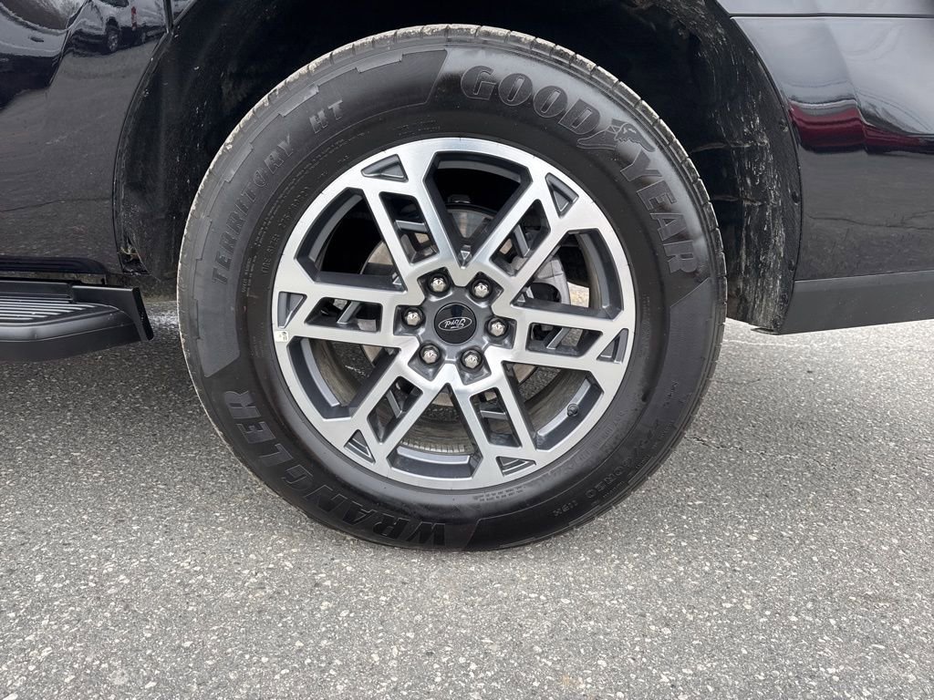 Used 2025 Ford Expedition Max Active image 34