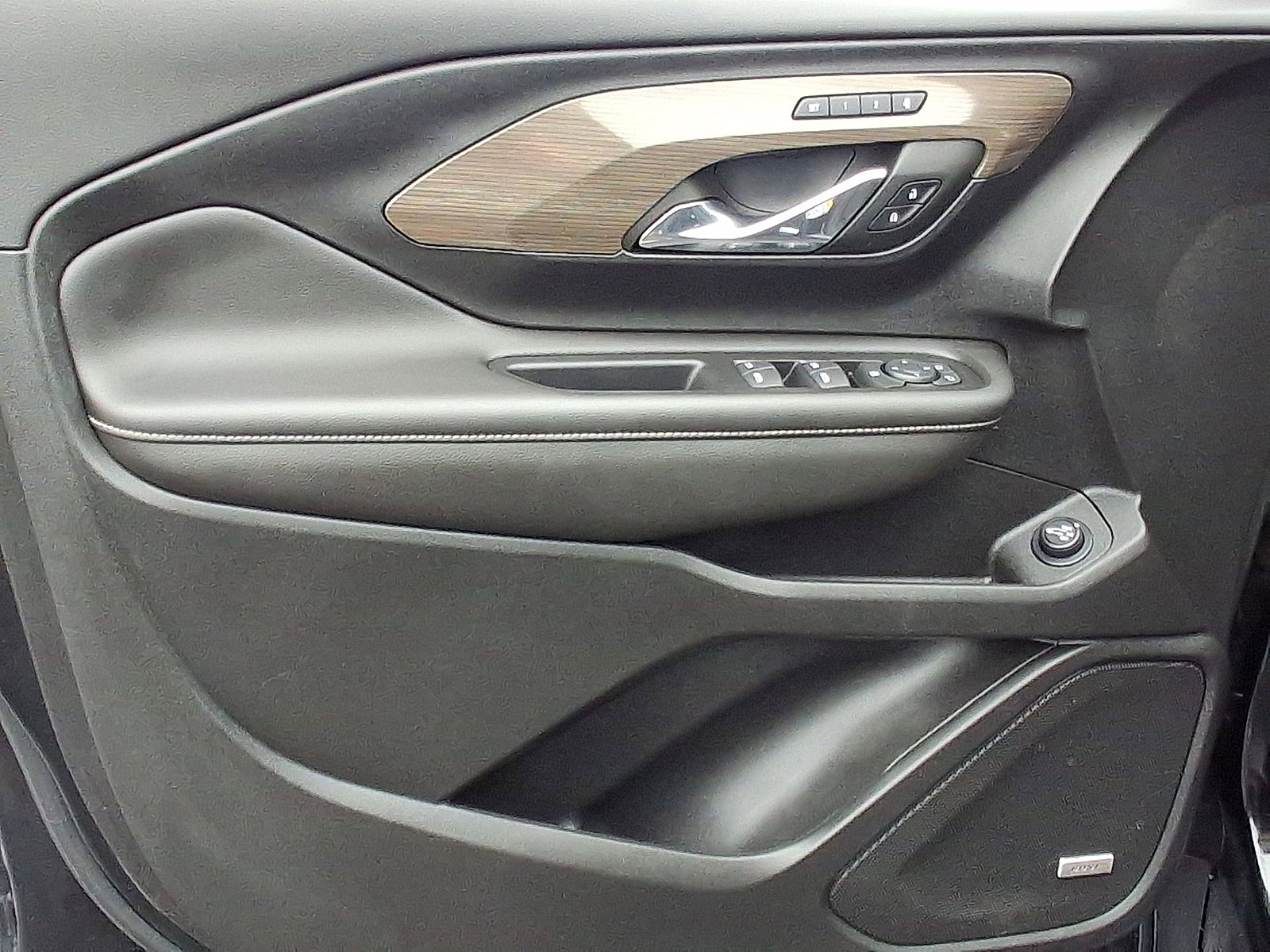 Used 2023 GMC Terrain Denali image 30