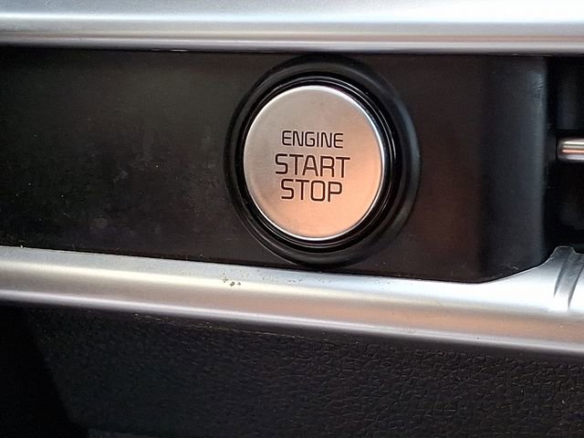 Used 2023 Kia K5 GT-Line image 30