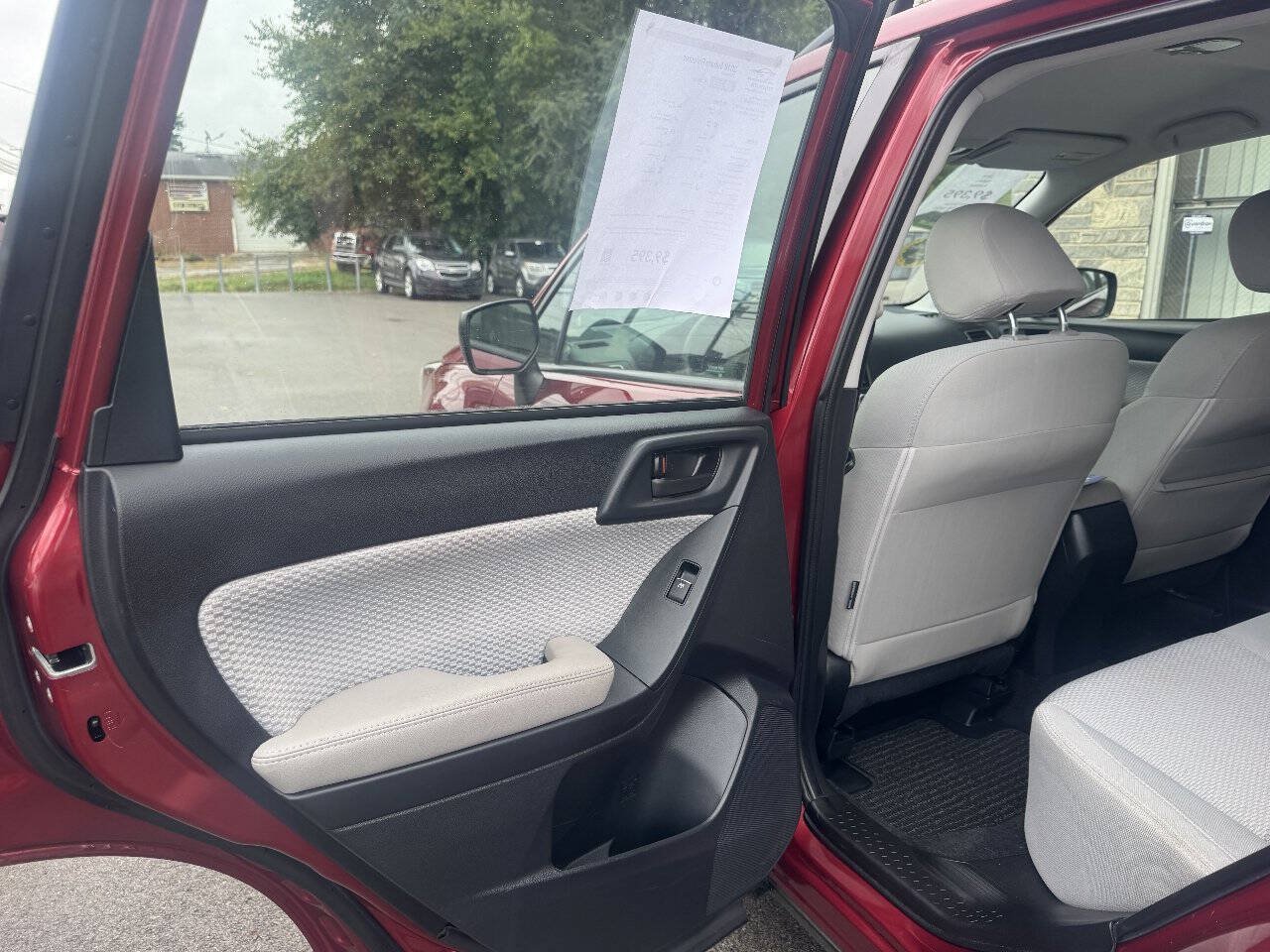 Used 2018 Subaru Forester 2.5i w/ Alloy Wheel Package AWD/4WD image 12