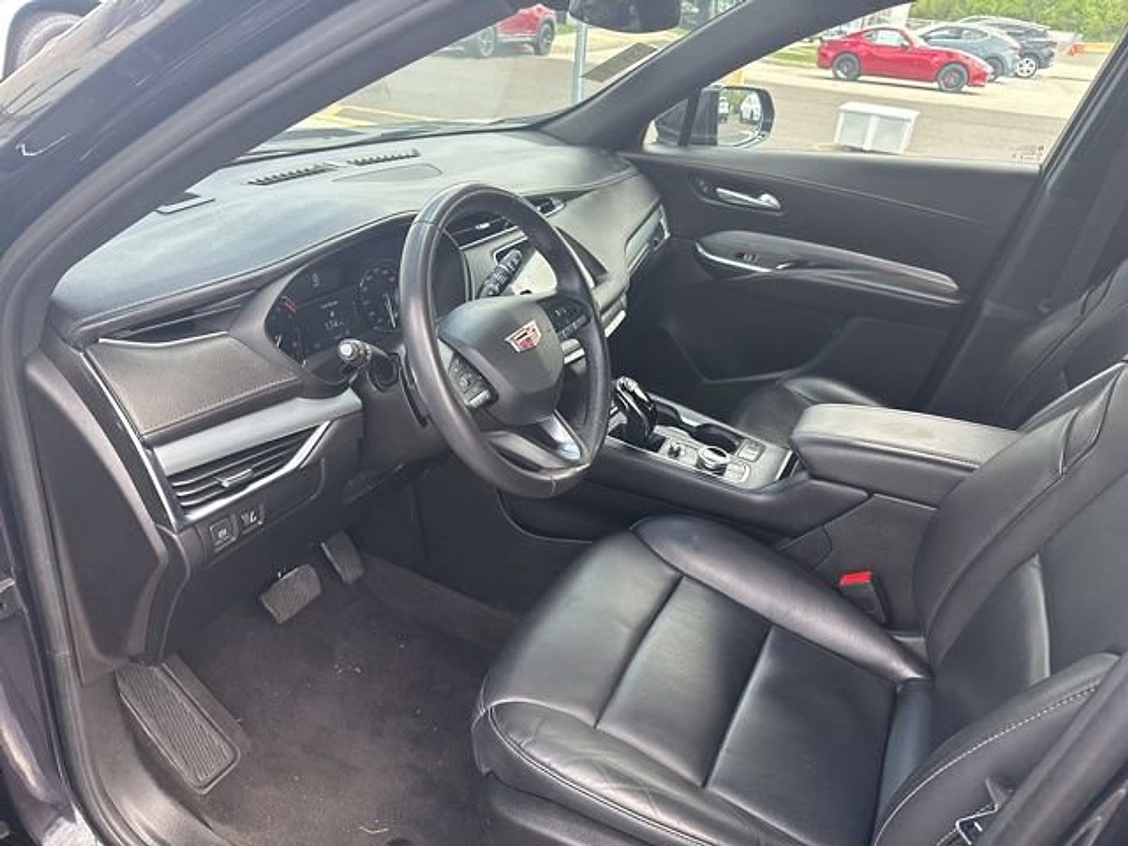 Used 2023 Cadillac XT4 Premium Luxury AWD/4WD image 8