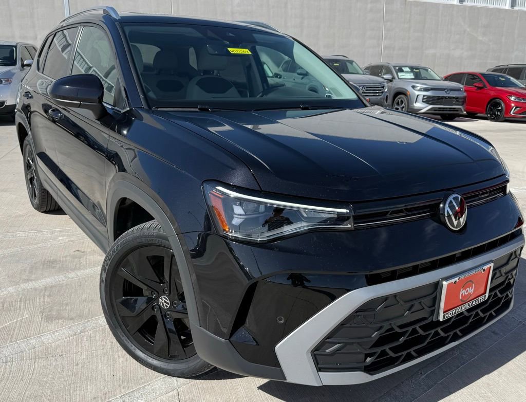 Used 2025 Volkswagen Taos SE