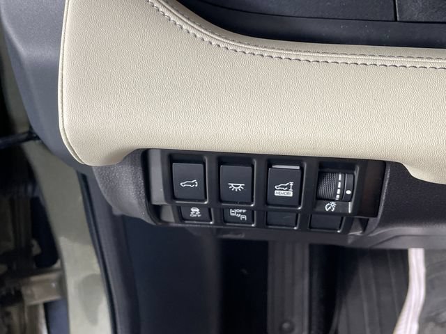Used 2022 Subaru Ascent Touring w/ Popular Package #2A AWD/4WD image 17