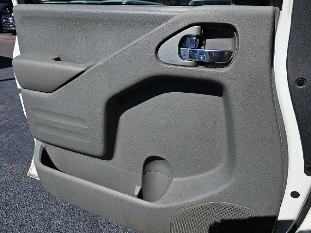 Used 2019 Nissan Frontier SV w/ Value Truck Package RWD image 29