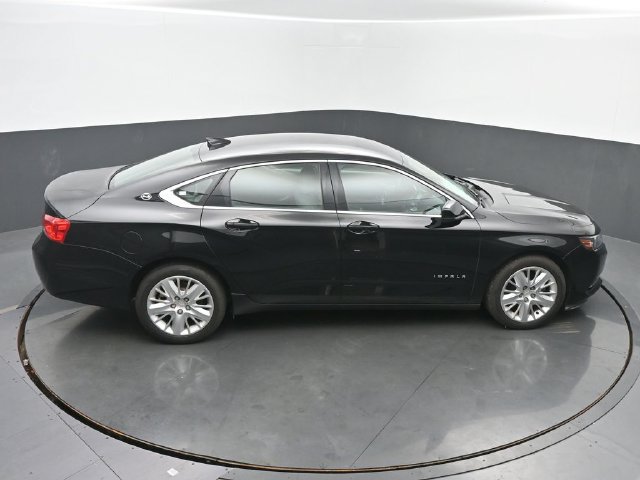 Used 2017 Chevrolet Impala LS FWD image 40