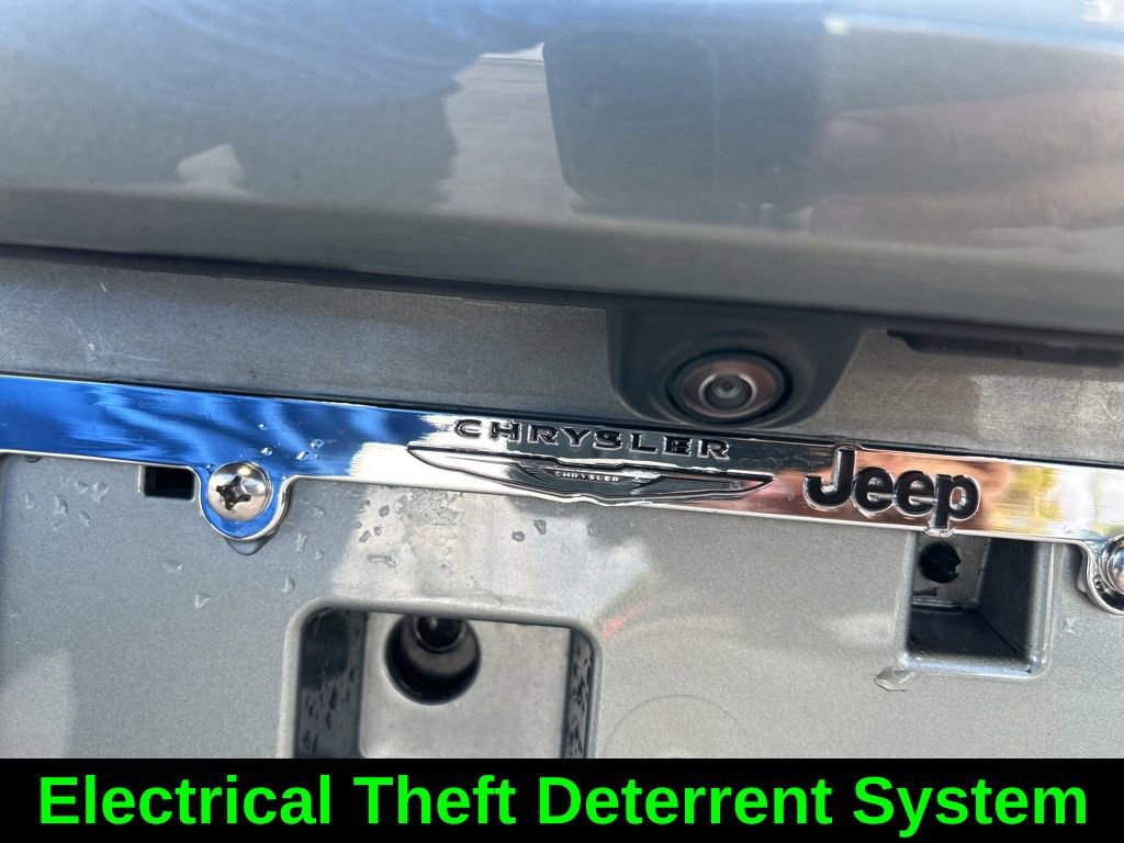 Used 2022 Chevrolet Corvette Stingray Premium Conv w/ 3LT image 22