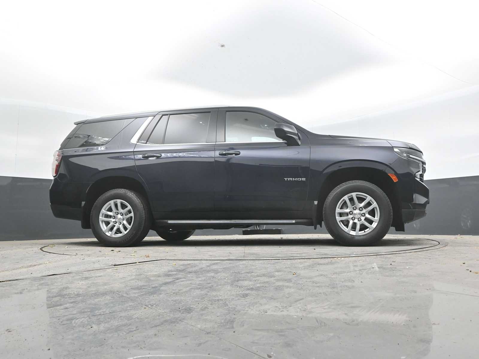 Used 2021 Chevrolet Tahoe LT AWD/4WD image 30