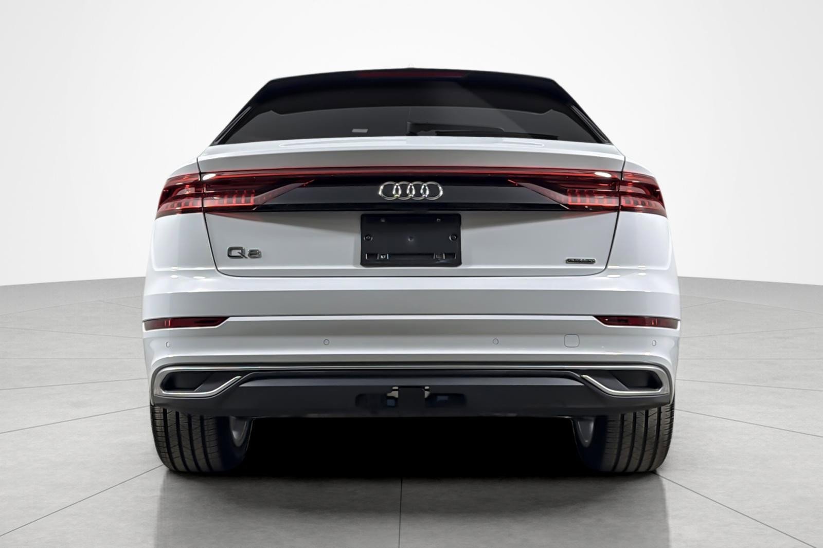 Used 2023 Audi Q8 Premium Plus AWD/4WD image 4