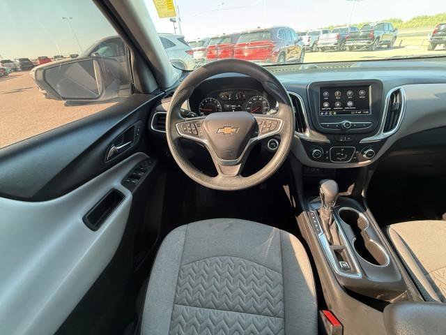 Used 2023 Chevrolet Equinox LS image 19